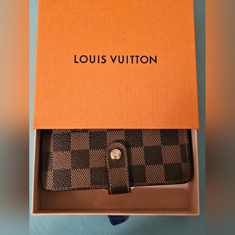 Louis Vuitton Portefeuille Viennois Wallet - Picture 3 of 15